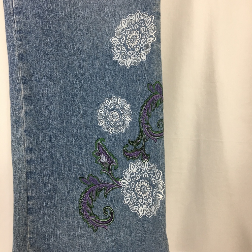 Coldwater Creek Beautiful Embroidery Screen Print - Picture 6 of 8